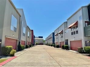 property at 3208 Yellowstone Park Dr