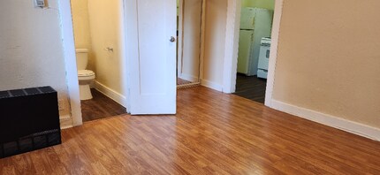 1026 Ingraham St-Unit -108 in Los Angeles, CA - Building Photo - Building Photo