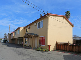 Carol Apartments in Livermore, CA - Foto de edificio - Building Photo