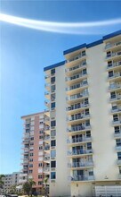 7360 Estero Blvd in Fort Myers Beach, FL - Building Photo - Building Photo