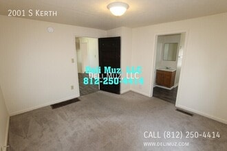 2001 S Kerth Ave in Evansville, IN - Building Photo - Building Photo