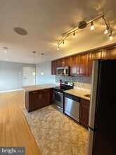 1620 29th St SE-Unit -404 in Washington, DC - Building Photo - Building Photo