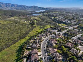756 Agua Vista Dr in Chula Vista, CA - Building Photo