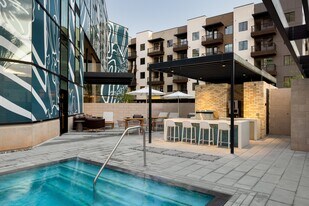 Alloy Midtown in Phoenix, AZ - Building Photo