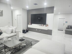 17000 SW 291st St in Homestead, FL - Building Photo - Building Photo