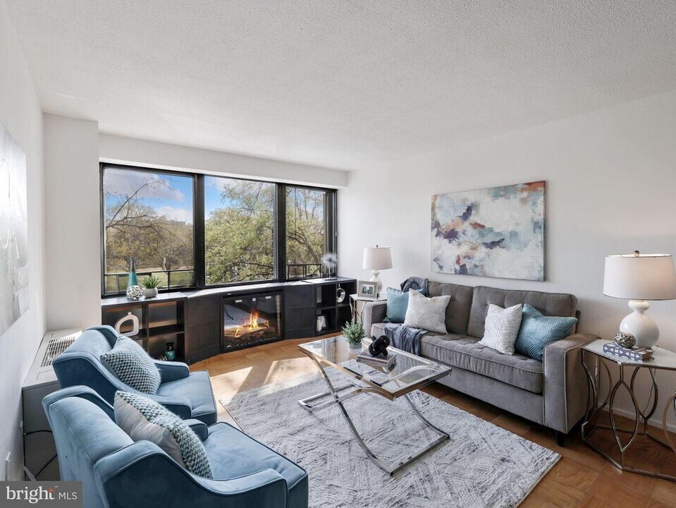 1301 Delaware Ave SW in Washington, DC - Building Photo