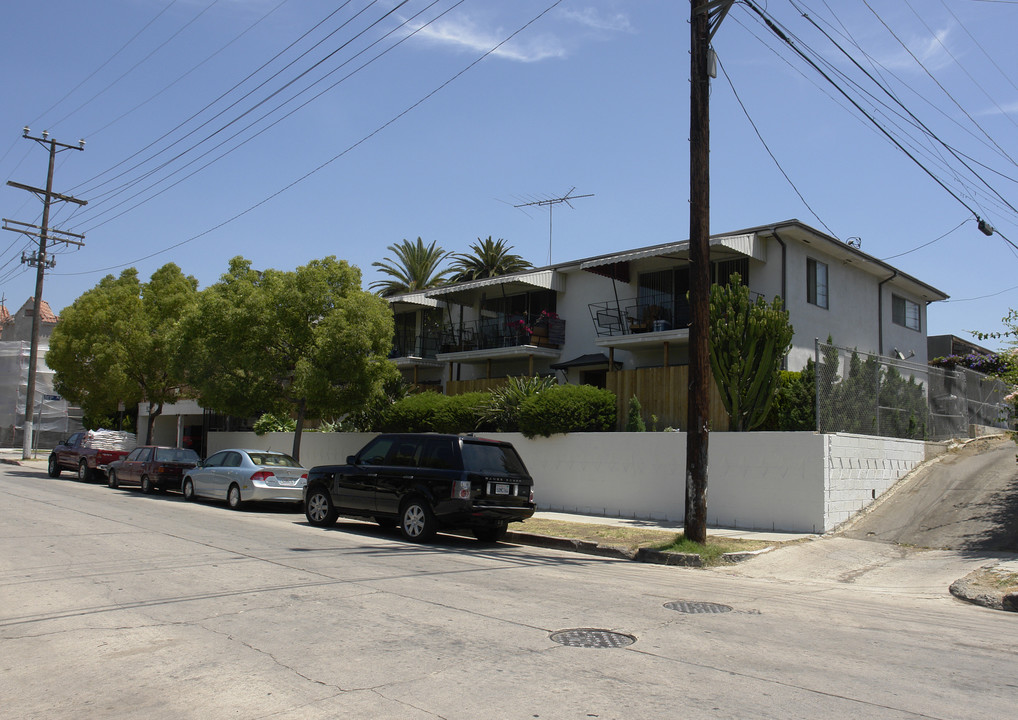 920 N El Centro Ave in Los Angeles, CA - Building Photo