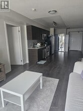 123 Parkway Forest Dr in Toronto, ON - Building Photo - Building Photo