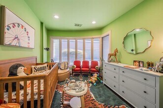 3911 Gilbert Ave in Dallas, TX - Building Photo - Building Photo