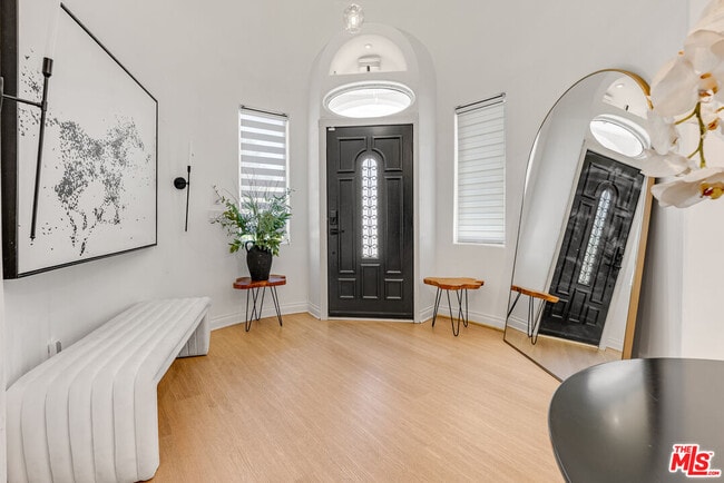 367 S Oak Ave in Pasadena, CA - Building Photo - Building Photo