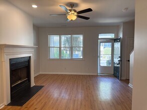 135 Licorice Dr in Apex, NC - Building Photo - Building Photo