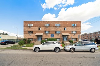 7101 N 15th St in Philadelphia, PA - Foto de edificio - Building Photo