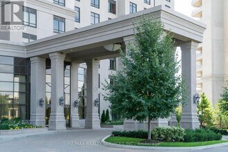 9245 Jane St in Vaughan, ON - Building Photo - Building Photo