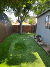 15838 Hart St in Los Angeles, CA - Building Photo - Building Photo