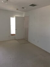 10802 Heatherford Dr in Houston, TX - Building Photo - Building Photo