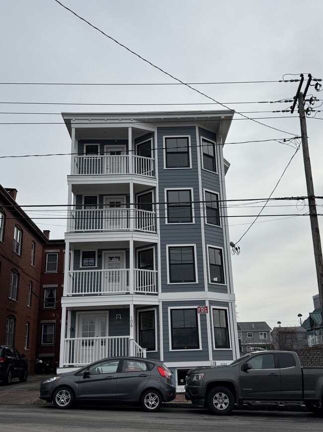 property at 106 Cumberland Ave