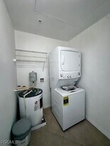 12505 McGregor Blvd in Ft. Myers, FL - Building Photo