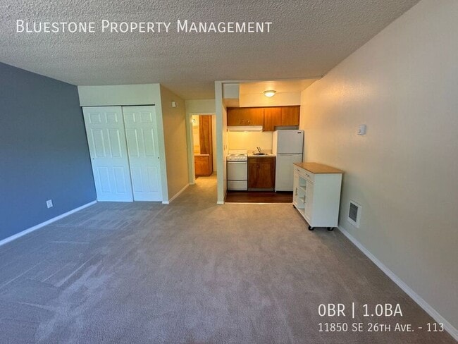 11850 SE 26th Ave in Milwaukie, OR - Building Photo - Building Photo