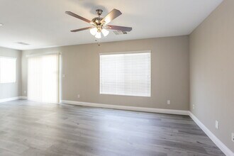 9522 Milkweed Canyon Ave in Las Vegas, NV - Building Photo - Building Photo