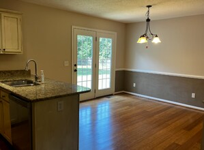8509 Deer Path Ct in Stokesdale, NC - Building Photo - Building Photo