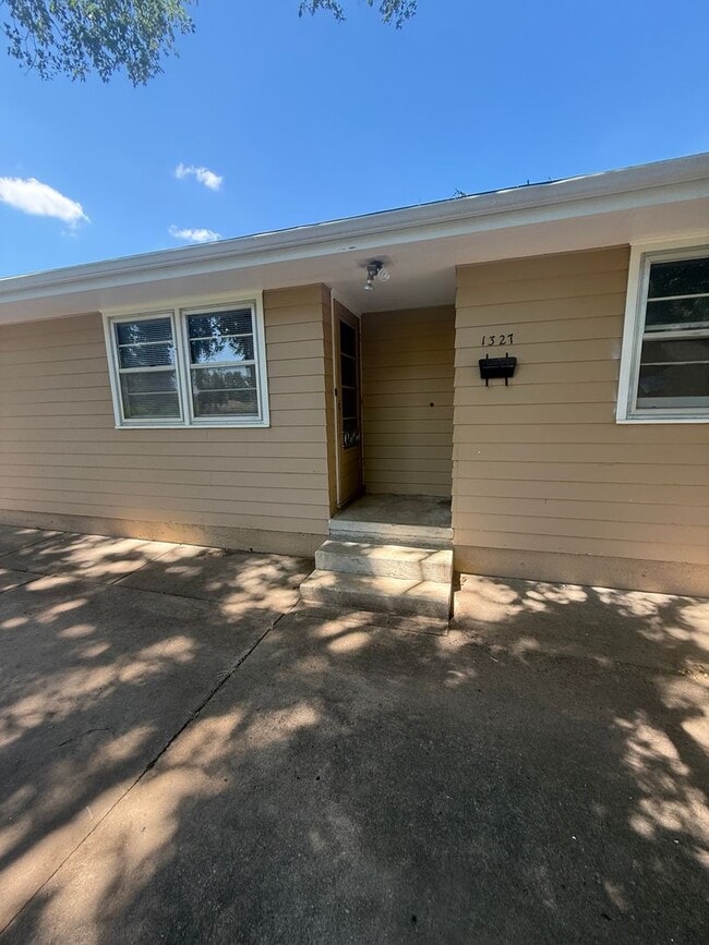 property at 1327 NE Winfield Ave