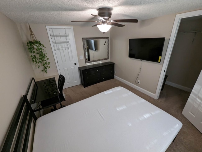 213 Webb St in Warner Robins, GA - Building Photo - Building Photo