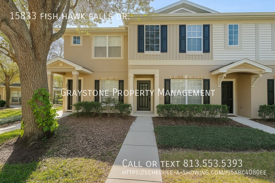 15833 Fishhawk Falls Dr in Fish Hawk, FL - Building Photo