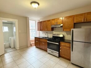 90 Jordan Ave in Jersey City, NJ - Building Photo - Building Photo