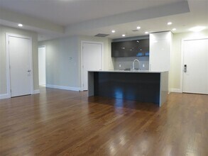 906 E 2nd St in Boston, MA - Building Photo - Building Photo