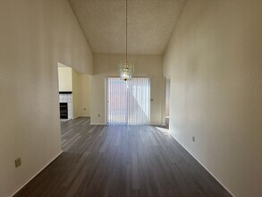 2829 San Luis Dr in Lancaster, CA - Building Photo - Building Photo