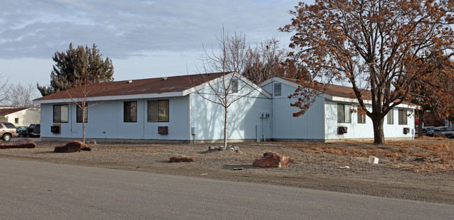 Nyssa Manor Senior Citizen in Nyssa, OR - Building Photo - Building Photo