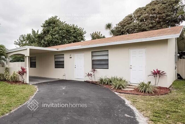 636 Kingbird Cir in Delray Beach, FL - Building Photo - Building Photo