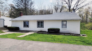 50 New York Ave in Rensselaer, NY - Building Photo - Building Photo