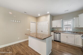428 Ridgeway Dr in Sneads Ferry, NC - Building Photo - Building Photo