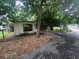2050 Laburnum Ave in Chico, CA - Building Photo