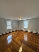 50 Hichborn St in Revere, MA - Building Photo - Building Photo