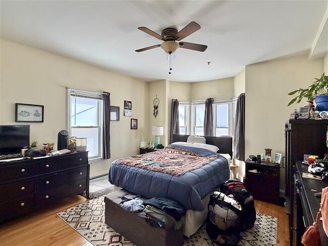 55 Bonair St in Somerville, MA - Building Photo - Building Photo
