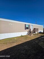 5921 Nadine Rd in Panama City, FL - Building Photo
