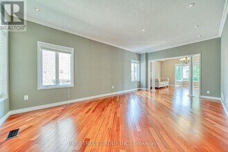 77 Weatherill Rd in Markham, ON - Building Photo - Building Photo