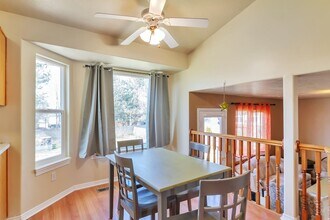 5789 S 3500 W in Roy, UT - Foto de edificio - Building Photo