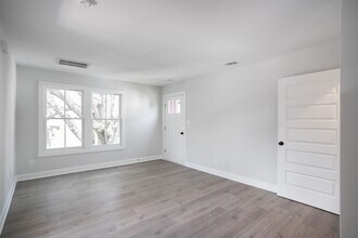 1720 Barnard St in Savannah, GA - Building Photo - Building Photo