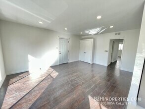 7707 Romaine St in West Hollywood, CA - Building Photo - Building Photo