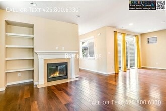 10495 Sheridan Cres NE in Redmond, WA - Building Photo - Building Photo