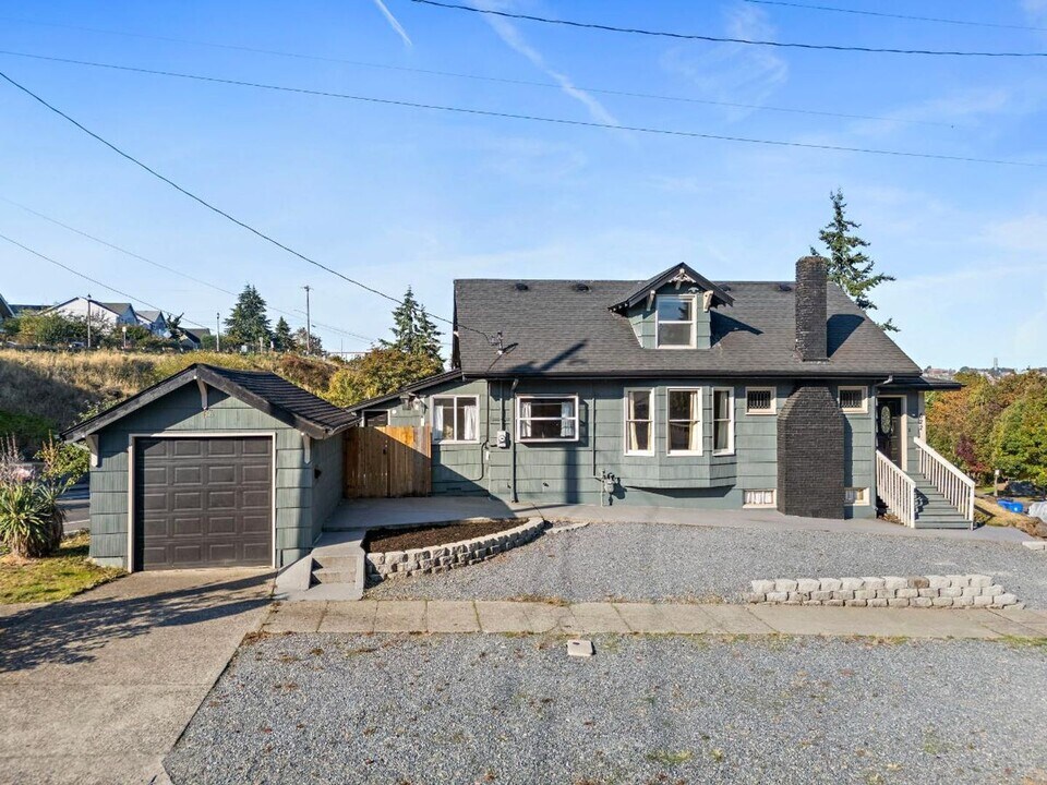622 Upper Park St in Tacoma, WA - Building Photo