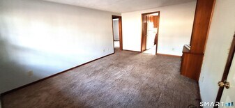 12 Carpenter Rd in bolton, CT - Building Photo