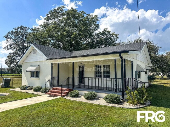 309 S Pender St in Fremont, NC - Building Photo - Building Photo