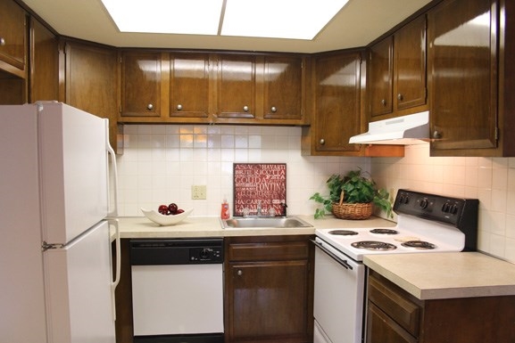 Peppertree Village Apartments in Amherst, NY - Foto de edificio - Interior Photo