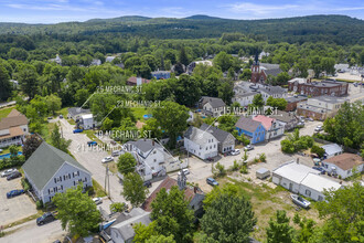 15 Mechanic St in Farmington, NH - Building Photo - Building Photo