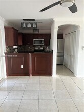 3783 NW 201st Terrace in Miami Gardens, FL - Building Photo - Building Photo