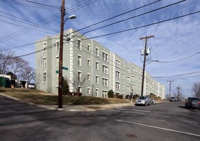 4402-4424 1st Pl NE in Washington, DC - Building Photo